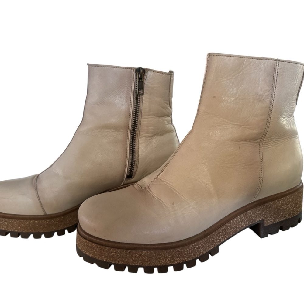 Taos Women’s  Downtown Boot Size 37 and US Size 6/6.5